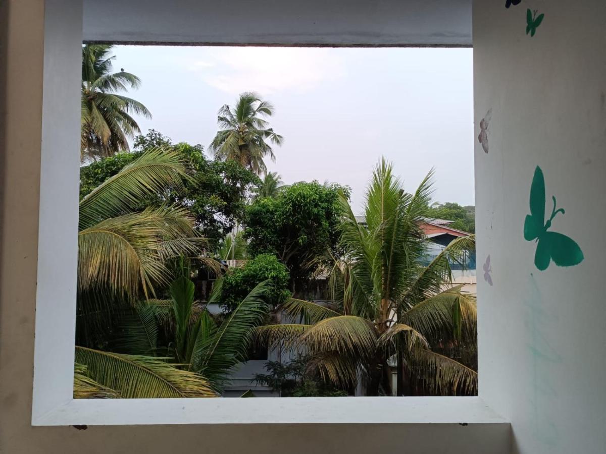 Nest Kochi Exterior foto